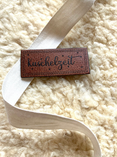 Kunstlederlabel "Kuschelzeit" quer